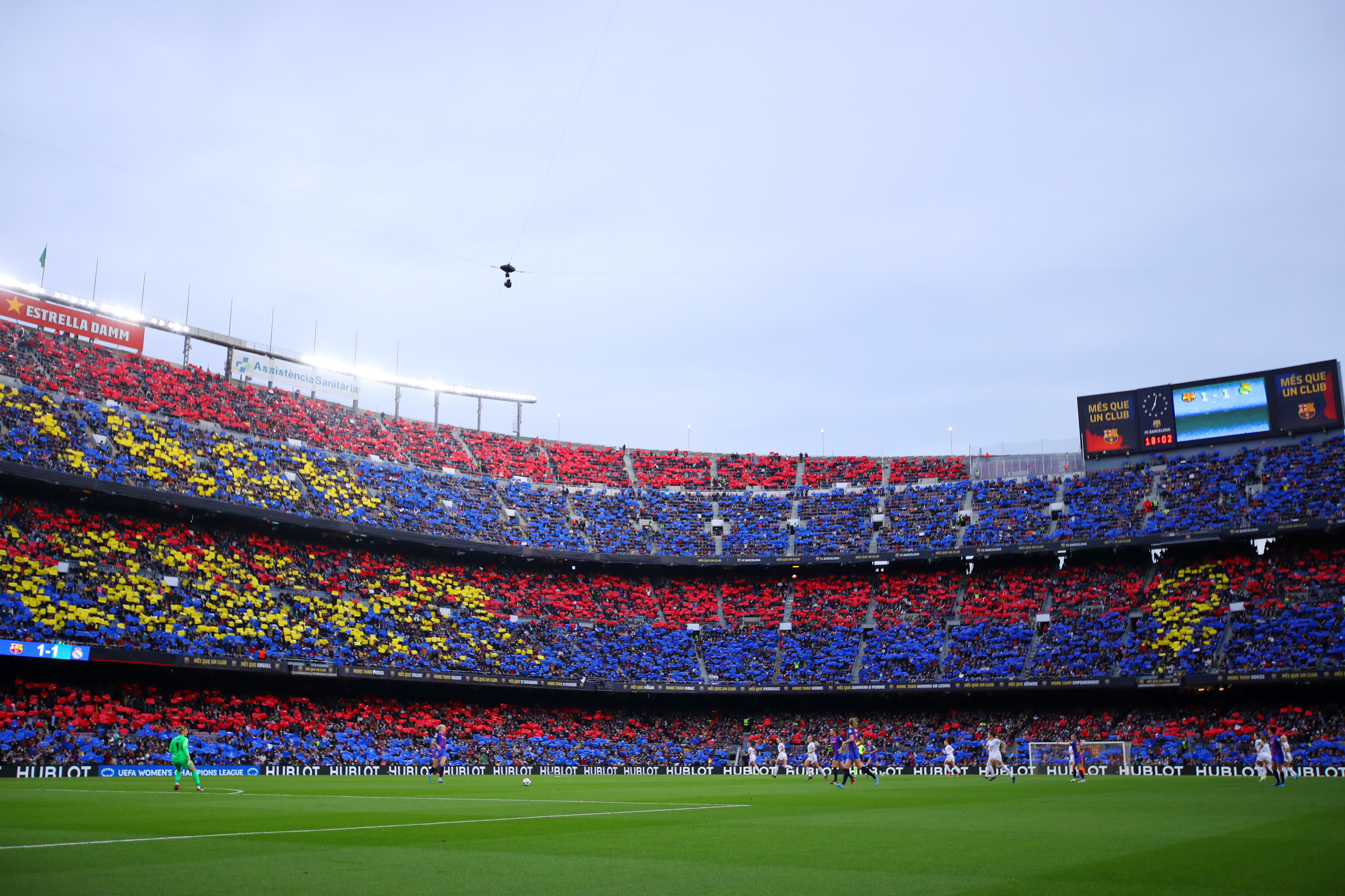 Barcelona fans. Стадион Камп ноу в Барселоне. Барселона Camp nou. Camp nou, Барселона, Испания. Стадион. Барселона ФК стадион.