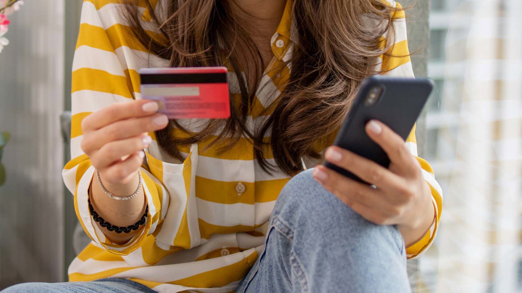 Banks warn shoppers of common scams to watch out for ahead of Boxing Day sales