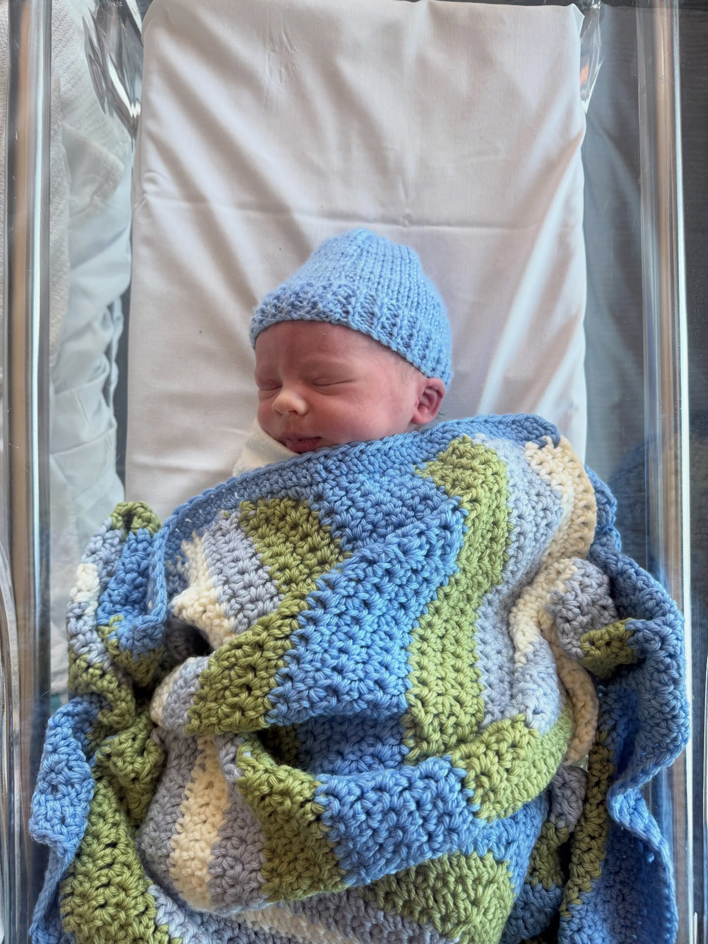 Laura Henshaw baby Atlas Henshaw