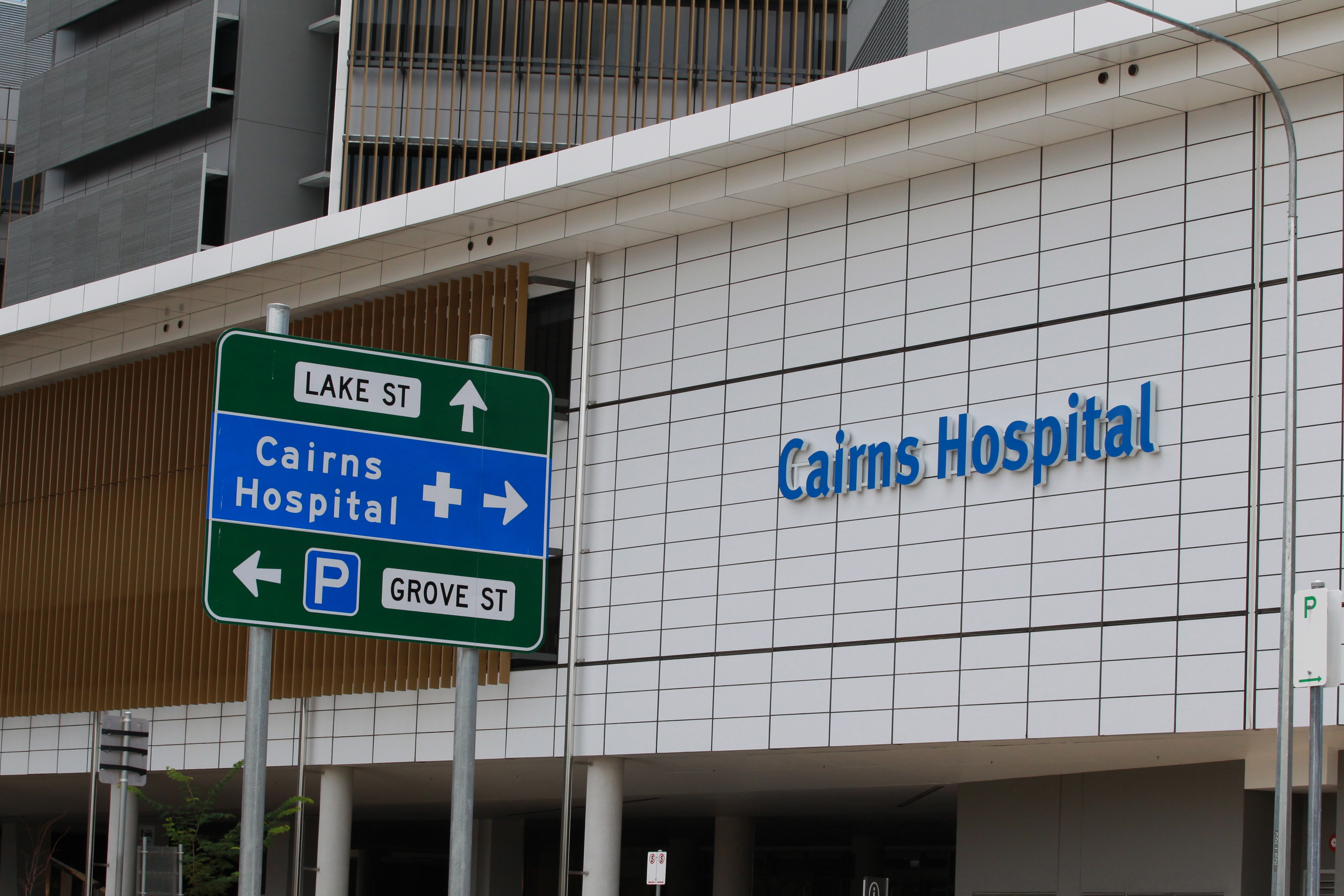 One person killed, another seriously injured after separate freak incidents in Queensland