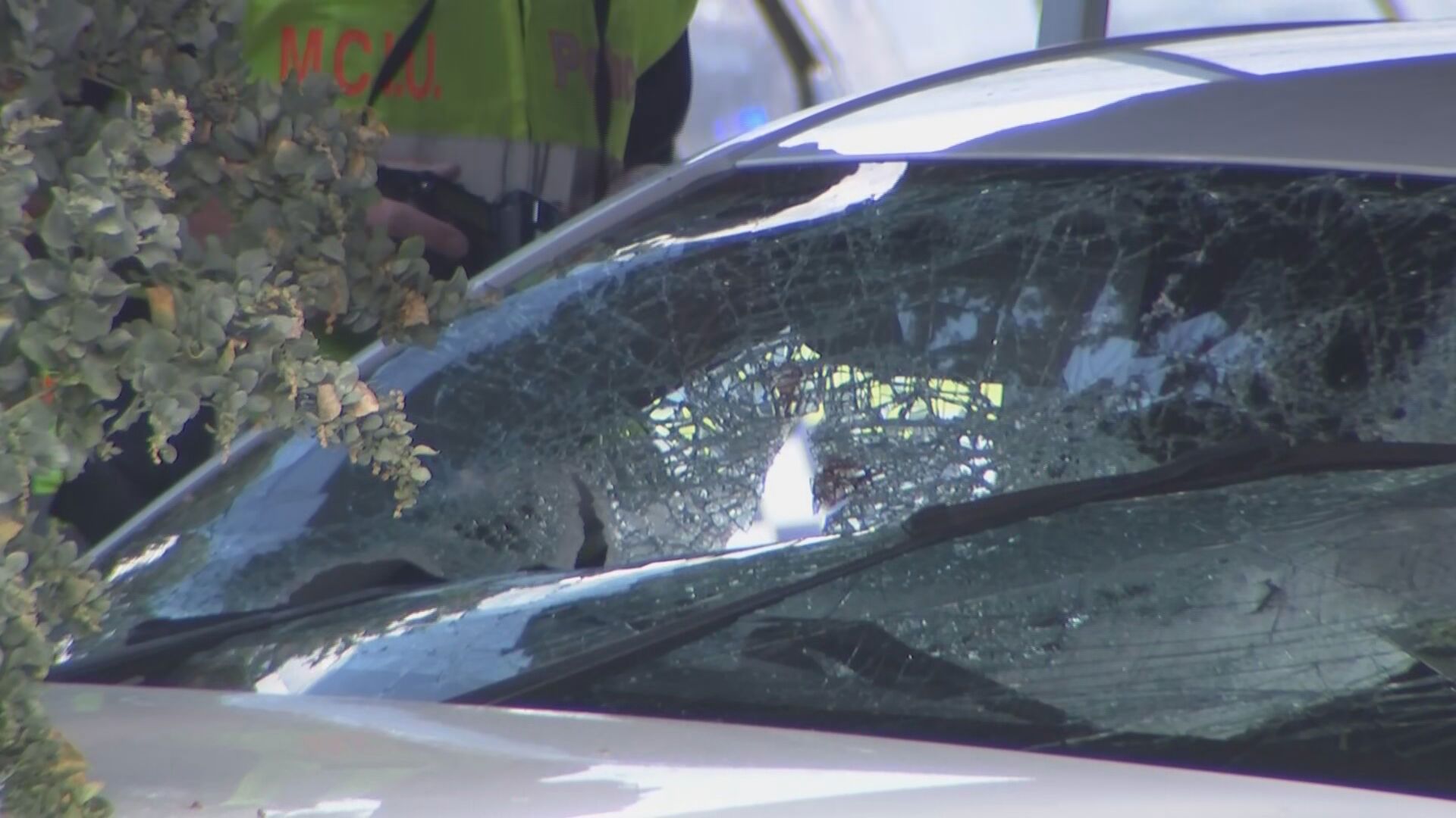 MELBOURNE: Ring Road crash, woman dead after metal fell off truck, piercing window and killing driver. Incident 7.11.24