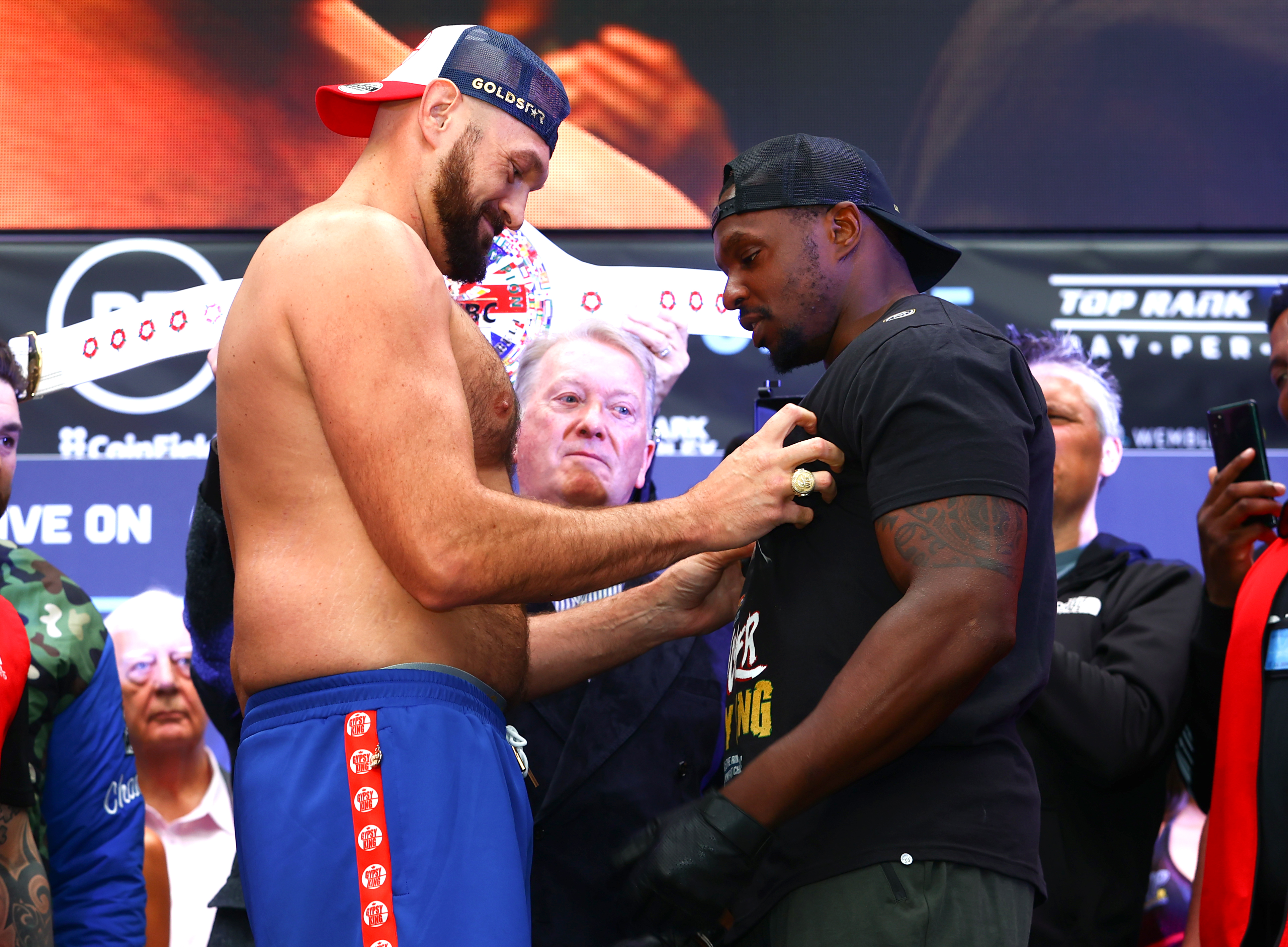 Weigh-ins go down in dance battle as Tyson Fury stays light for title fight against Whyte