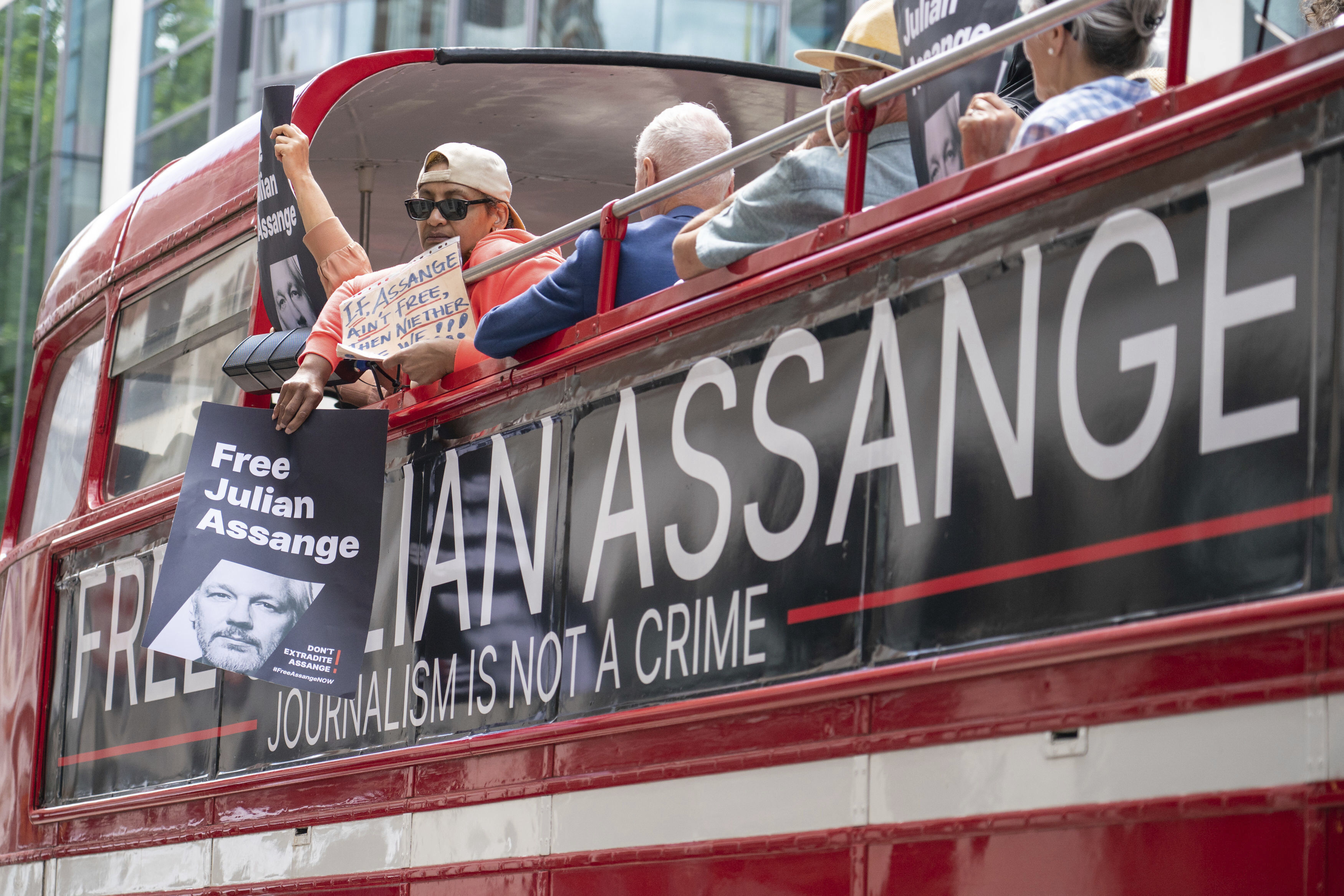 Julian Assange apela ante tribunal británico contra extradición a EE.UU.