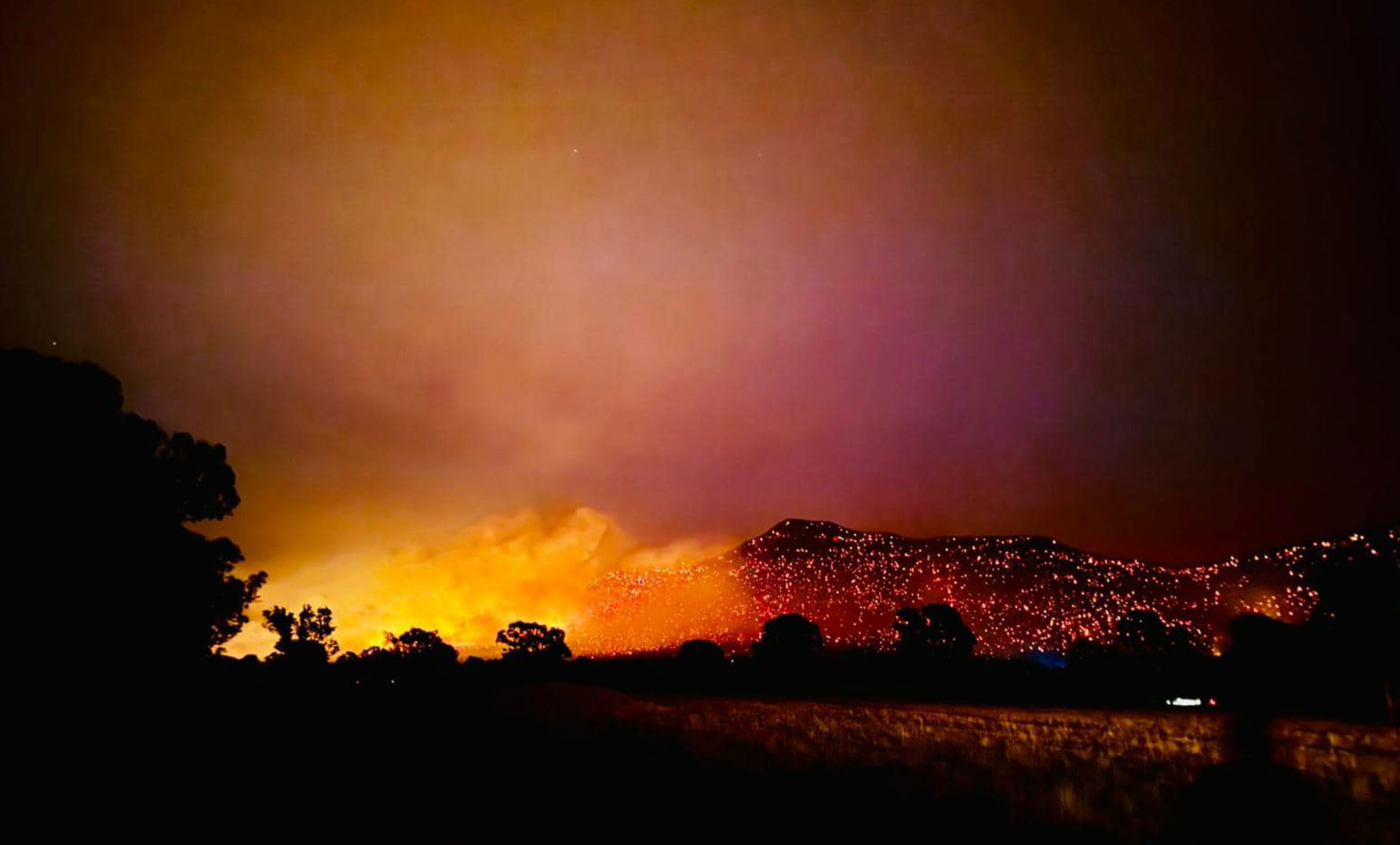 GRAMPIANS FIRE: Victorian bushfires. 2.2.25