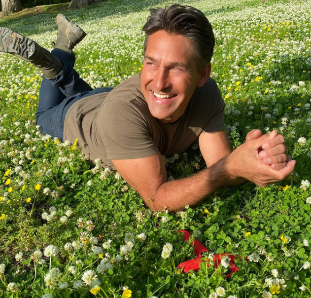 Chatham Homes has joined forces with Jamie Durie to encourage greener building.