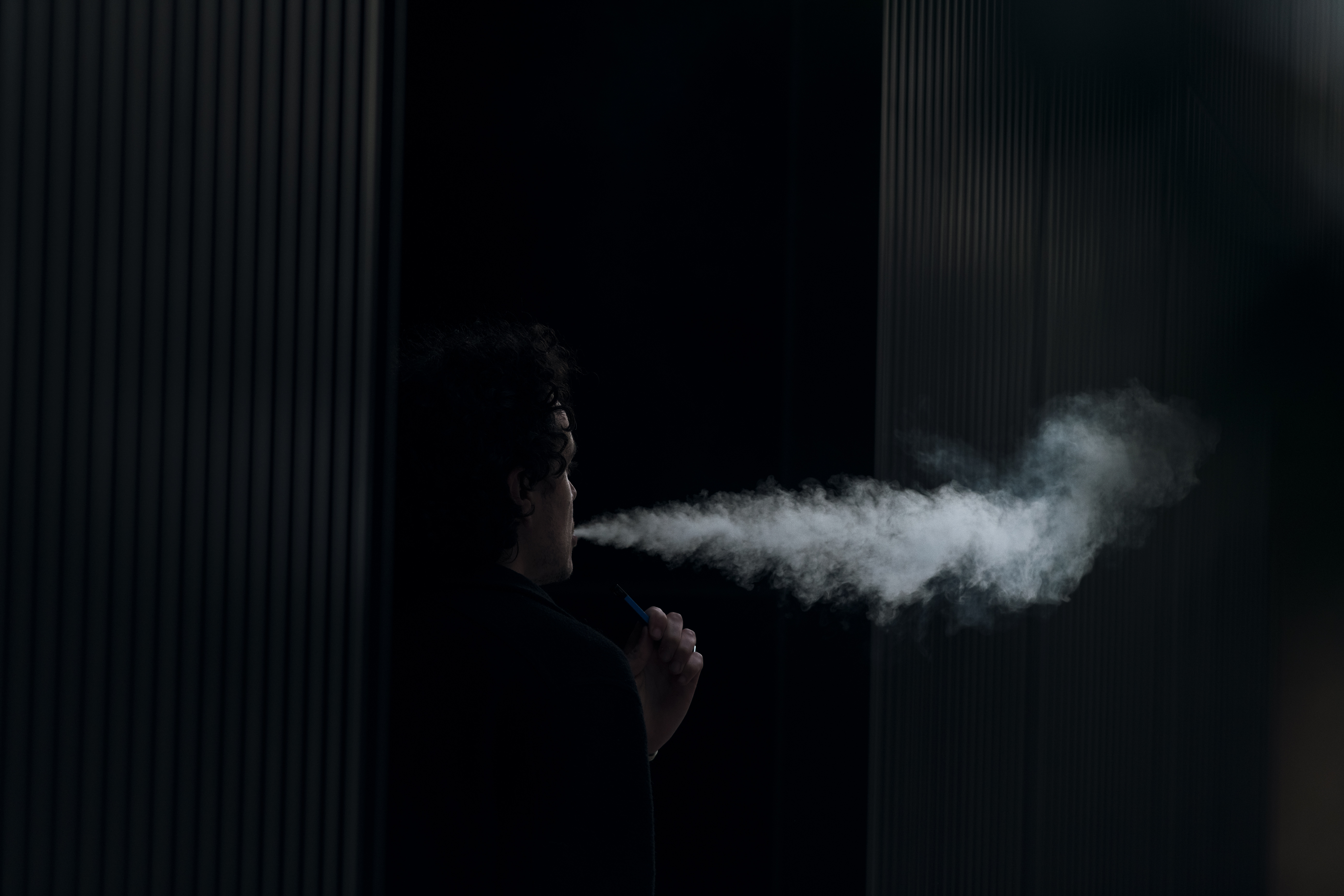 Some educators think teenagers may have picked up vaping as a habit as a way of dealing with the lockdowns in Victoria. 