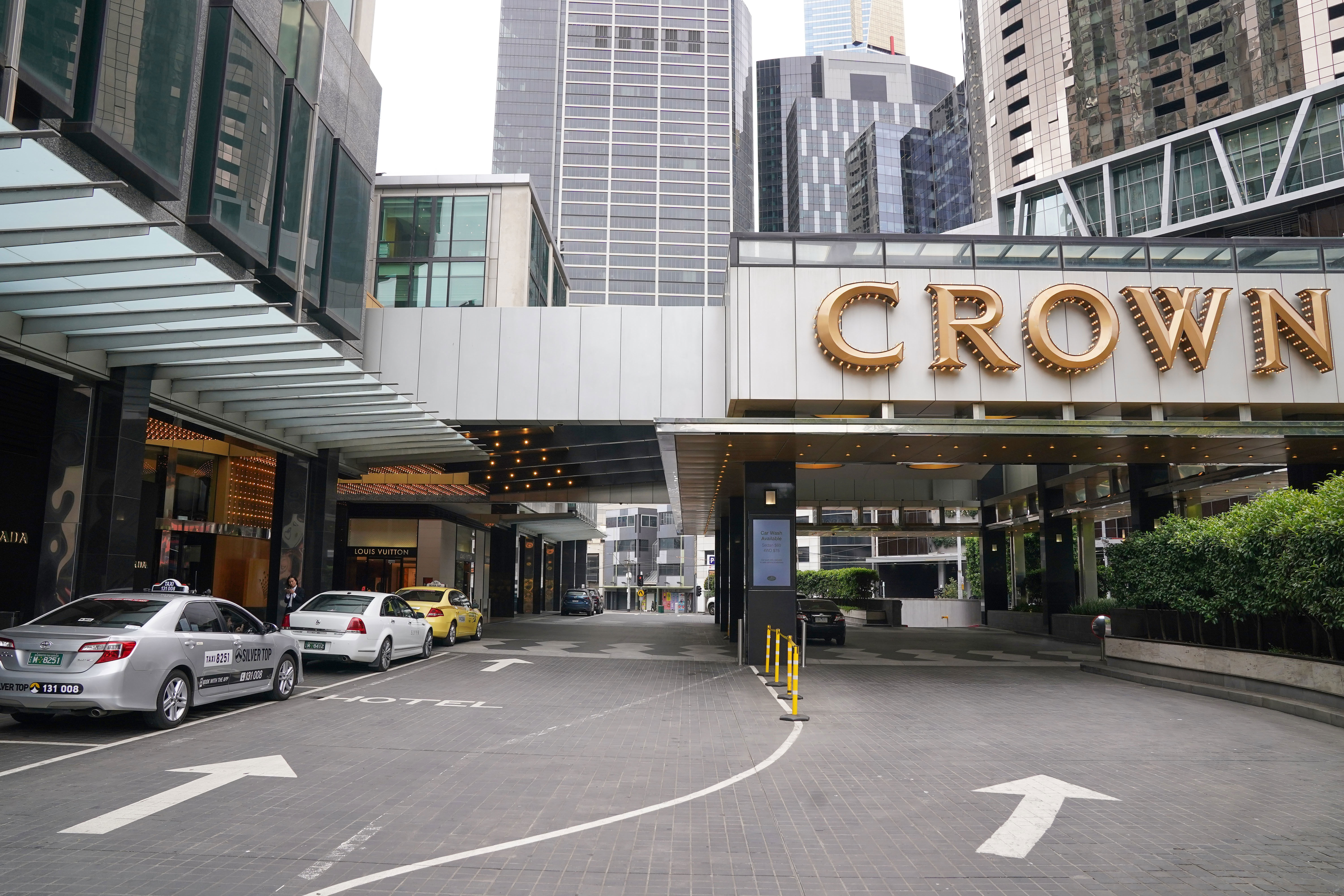 Walking Crown Casino  Melbourne Australia 