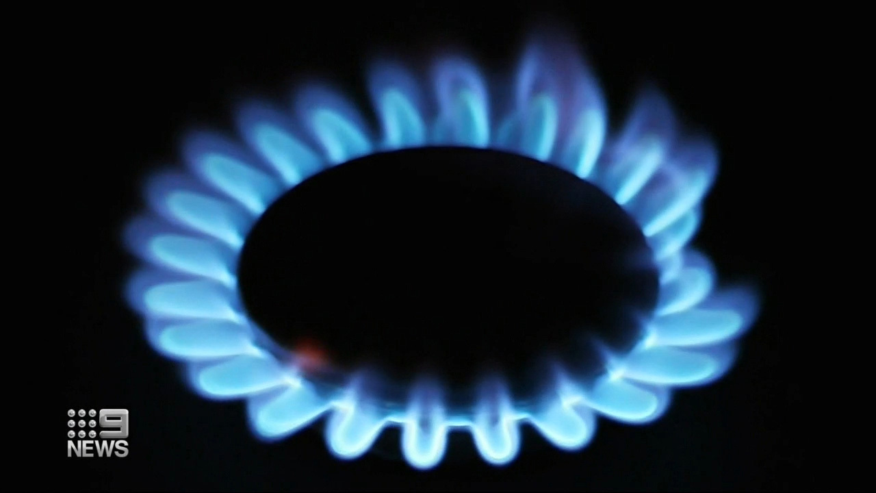 The government's latest attack on energy providers comes as states finalise plans to distribute the $1.5 billion in power bill relief.