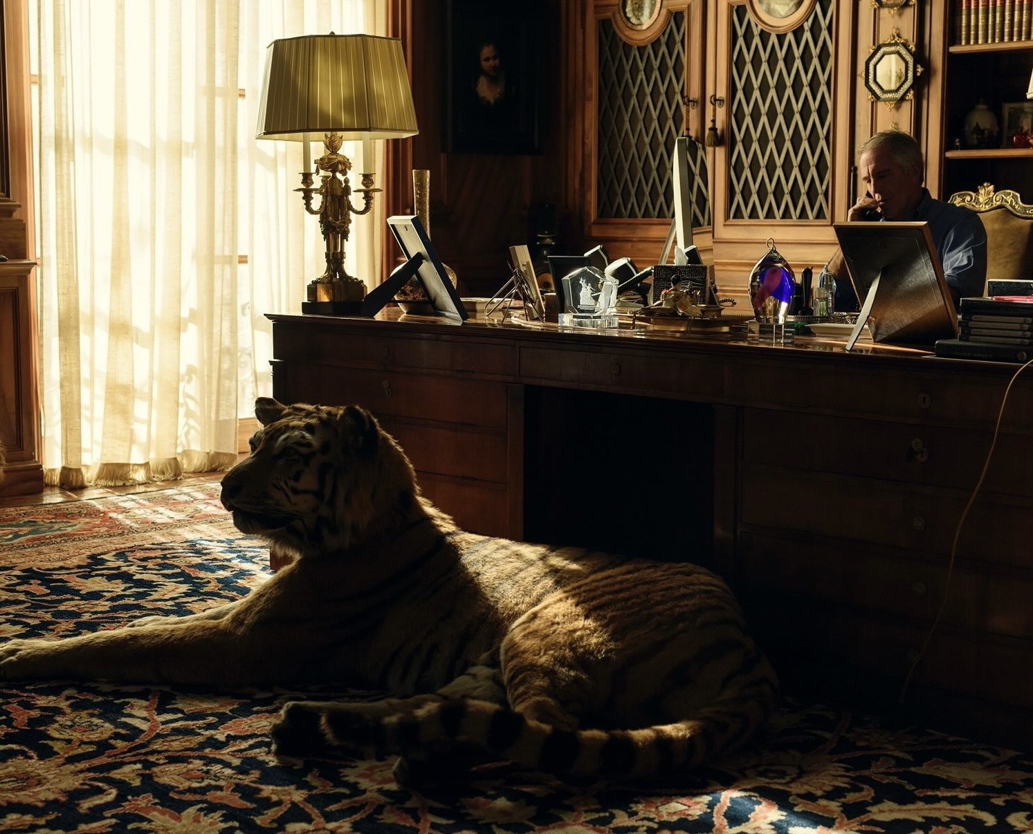 An American photographer ﻿was booked to capture Jeffrey Epstein for a story in 2015, but he has only now revealed how he received threats and intimidation to kill the piece.