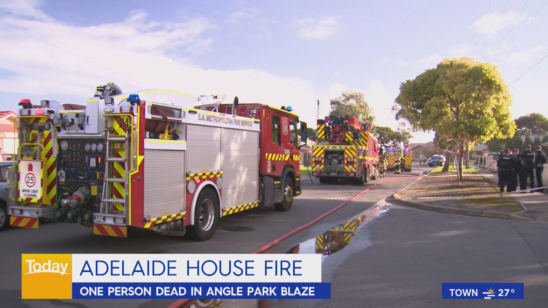 Police investigate death of teenager in Adelaide house fire.