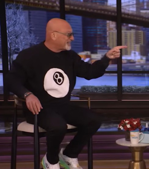 America's Got Talent host Howie Mandel got into a heated argument with TV hosts Kelly Ripa and Mark Consuelos over looking good at 70.