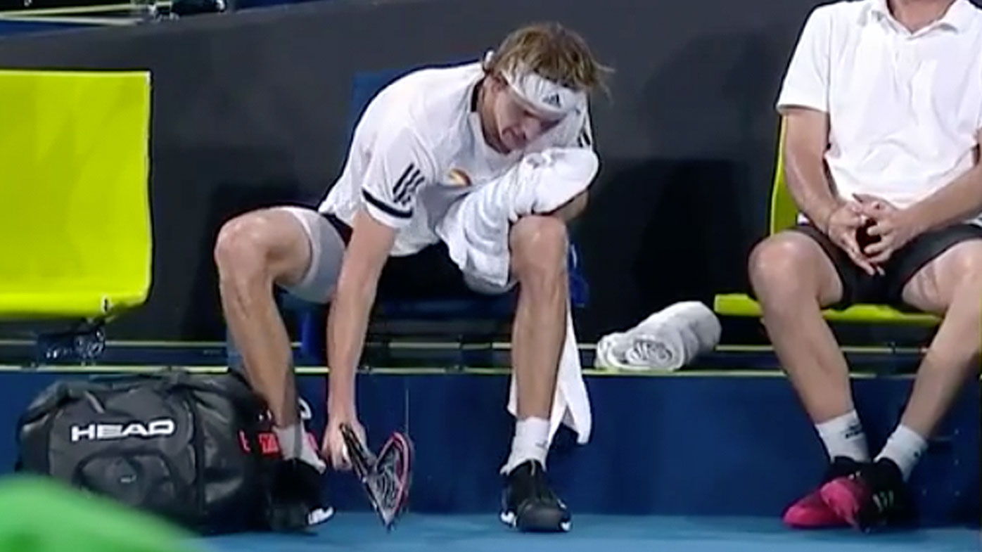 Tennis News: Alexander Zverev smashes racquet during Alex De Minaur match