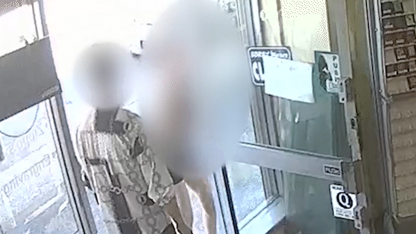 Man hit with pole outside shop in Melbourne