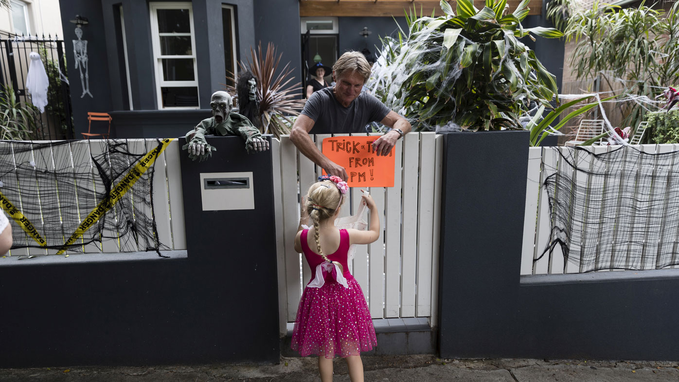 Coronavirus Restrictions Is Halloween Trick Or Treating Allowed This Year A State By State Guide To Halloween 2020