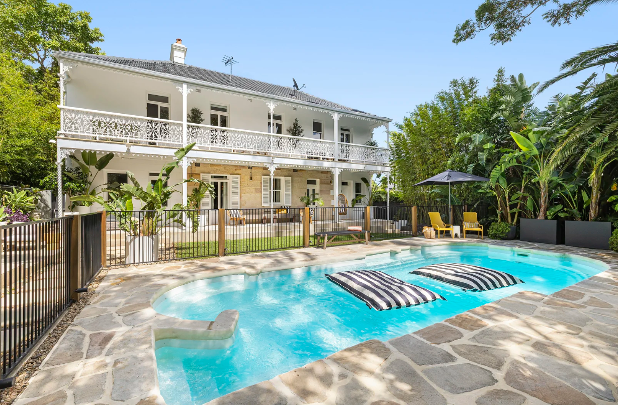 MAFS expert lists luxury mega mansion