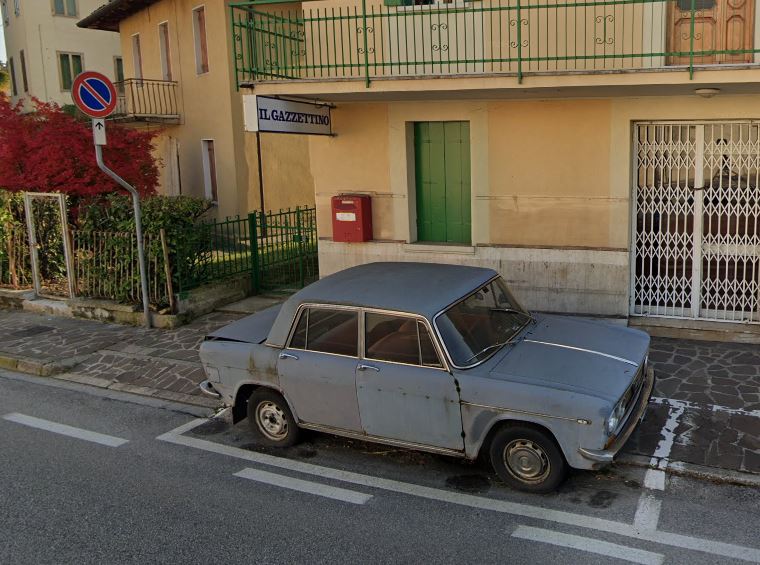 Car parked in Italian city for 47 years.