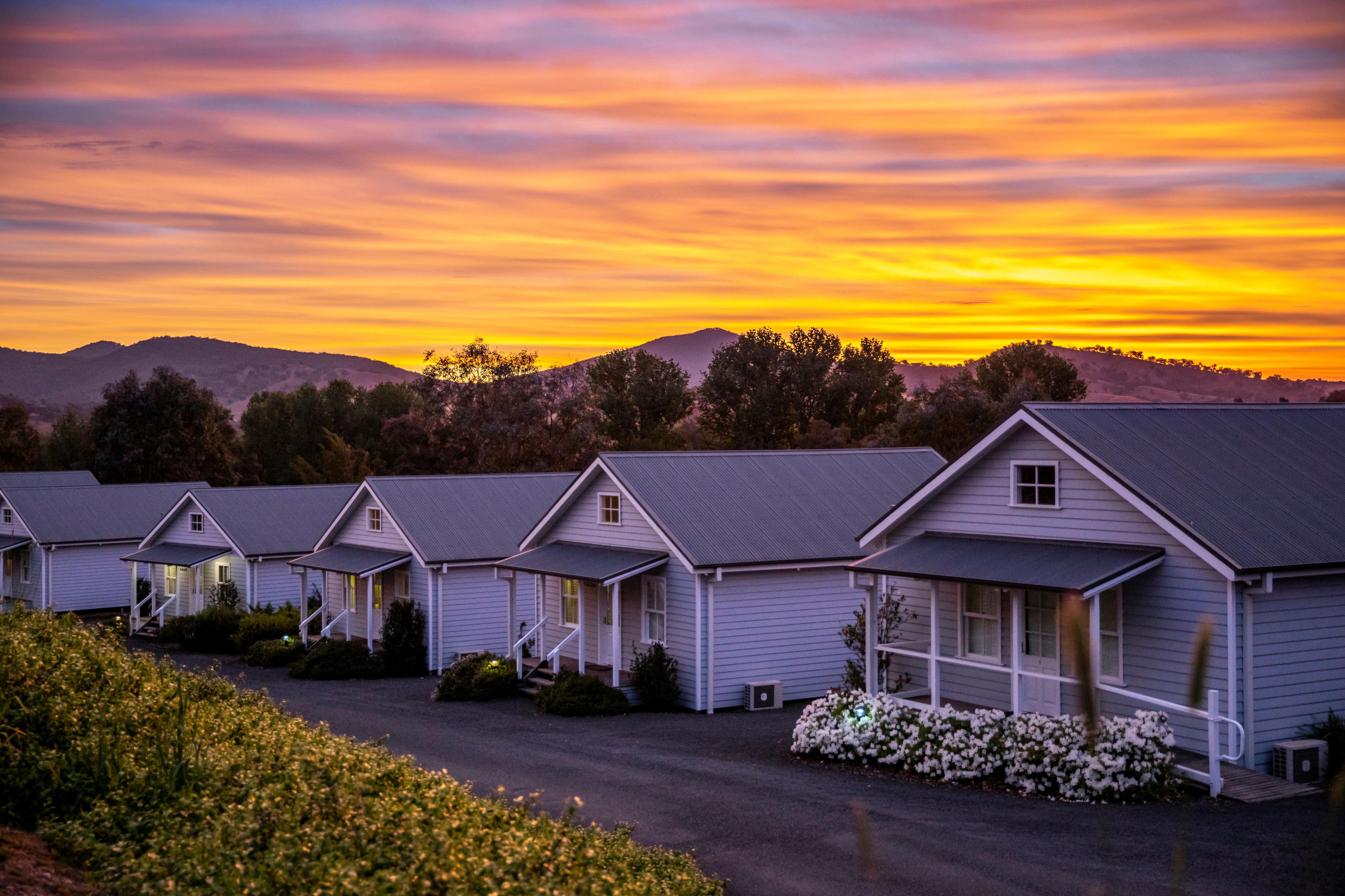 Sun setting over accommodation at Nimbo Fork Lodge, Killimicat.