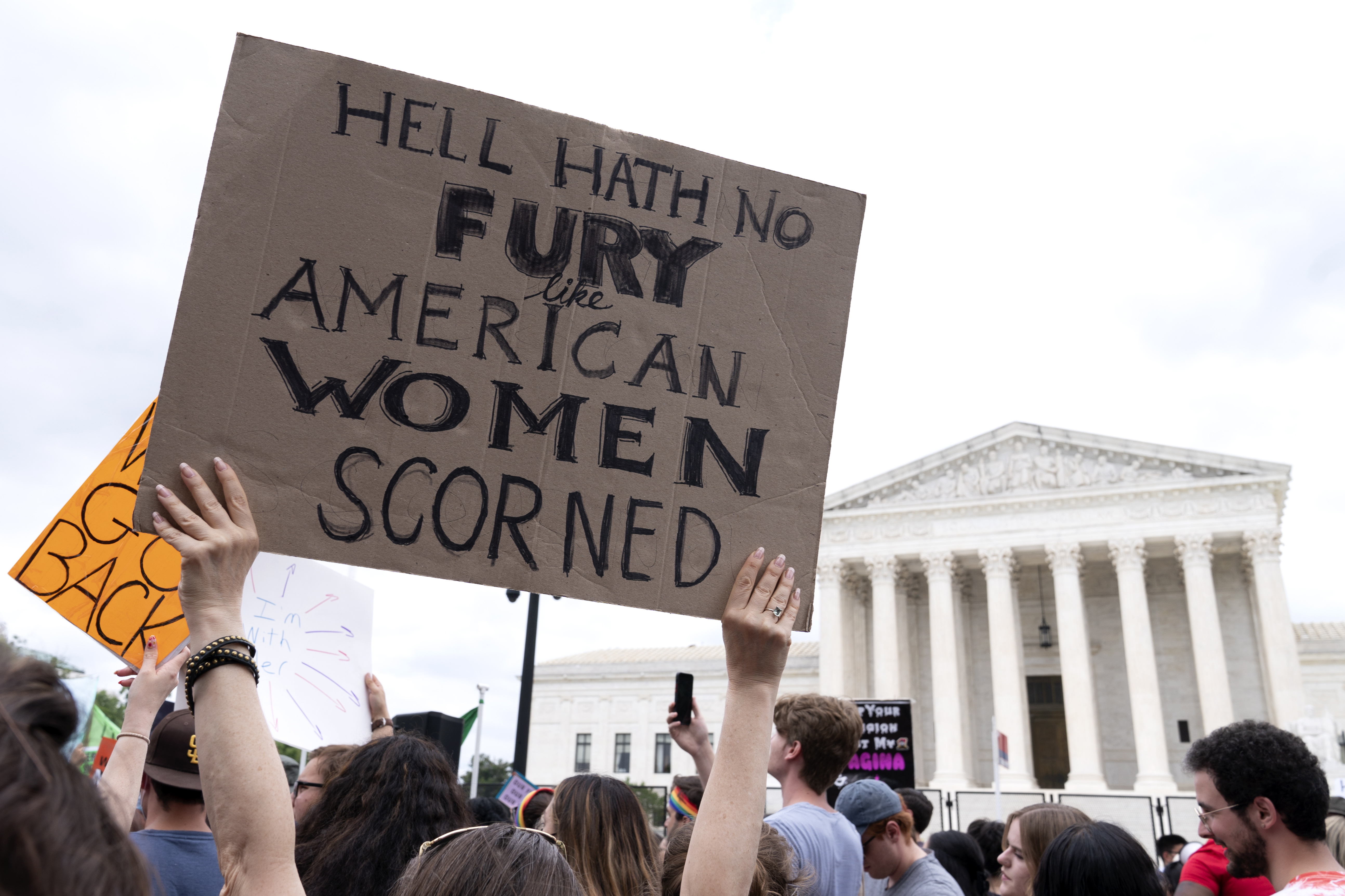 Mujer negra acusada penalmente por aborto espontáneo en EE.UU.