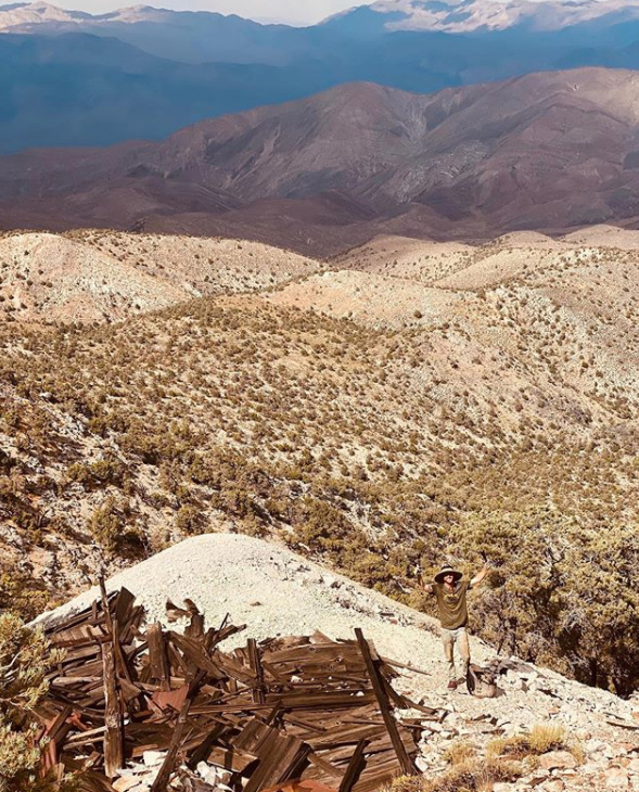 Man Stranded For Months In Desert Ghost Town Cerro Gordo Decides To Stay