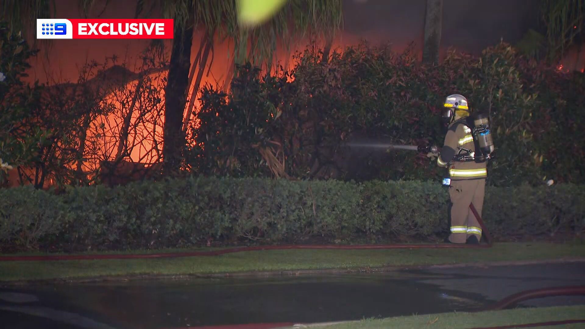 Fire crews contain a fire at a Brisbane golf club.