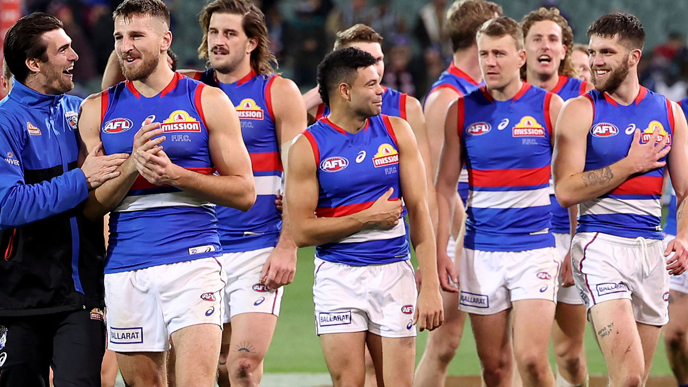 AFL news, Western Bulldogs forced into isolation after staffer attends  exposure site