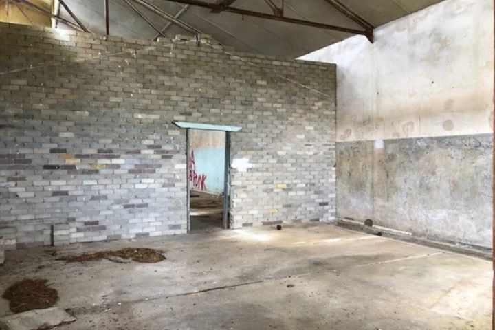 Abandoned Aussie icon lists for under $500k