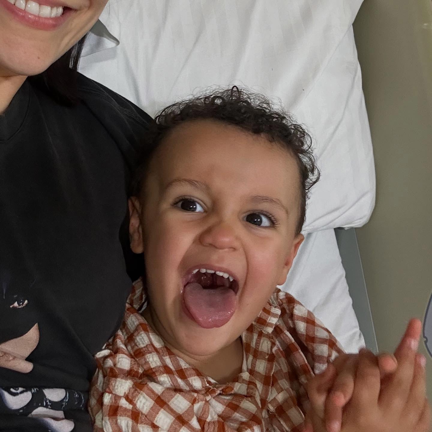 Jessie J with her son Sky at the hospital whilst undergoing breast cancer treatment
