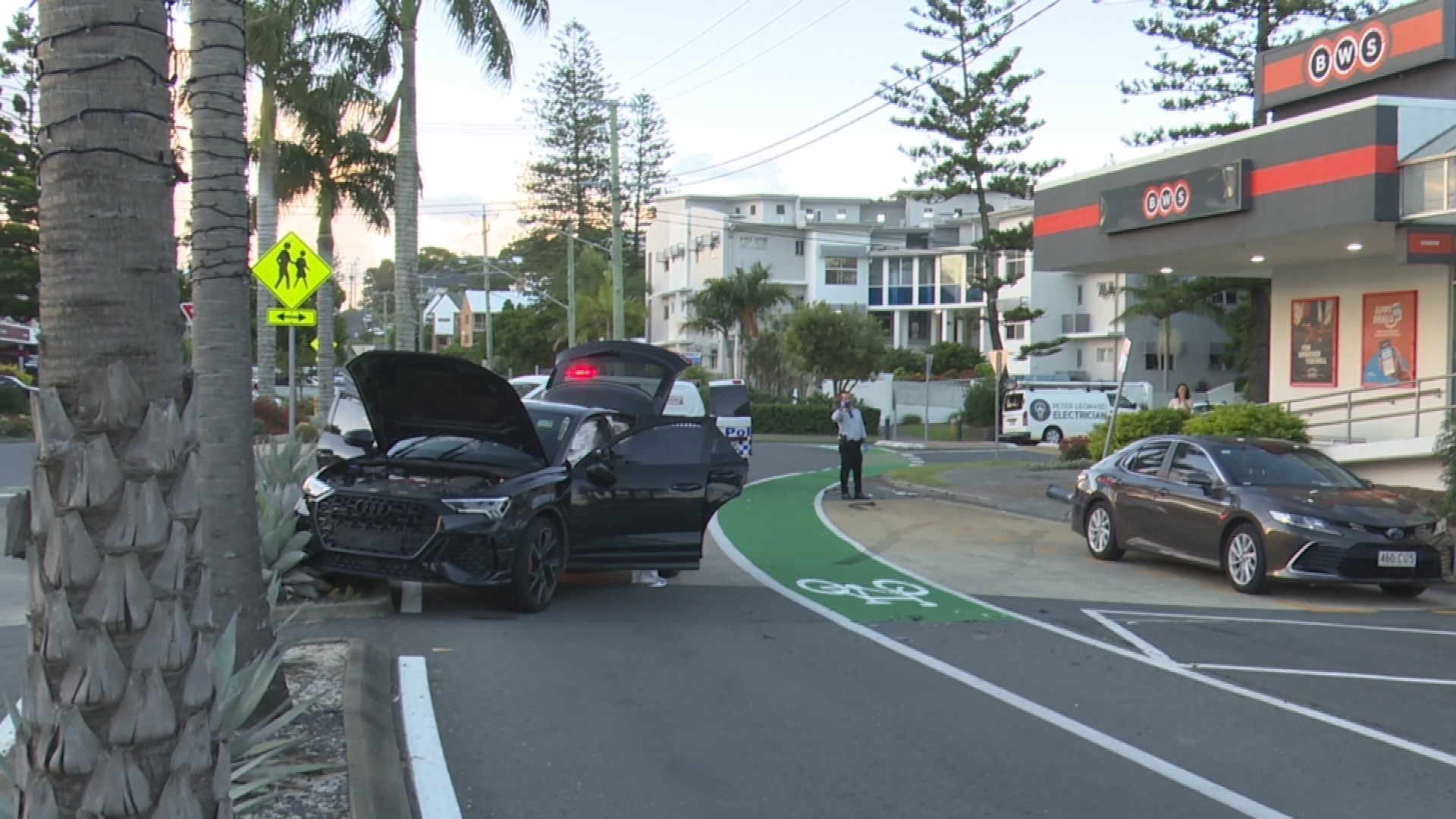 Tugun car crash