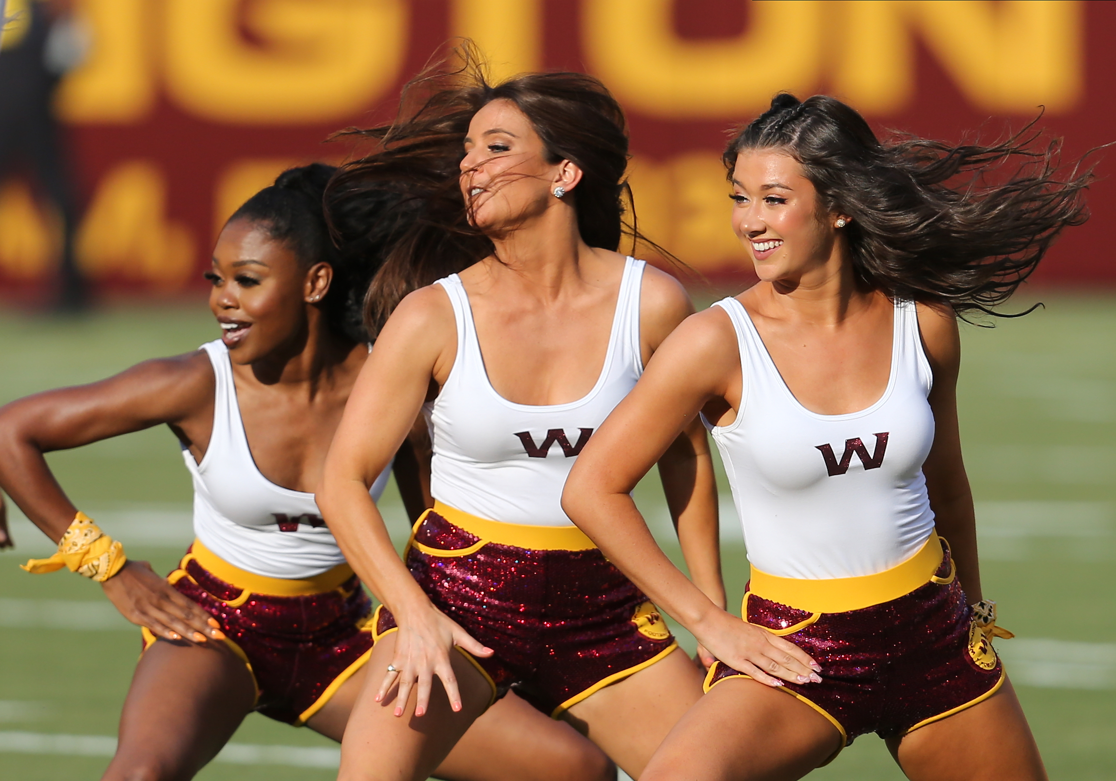 KYV Exclusive: 'Muted' Washington Football Team cheerleaders say they were  prematurely dismissed during faceless Zoom call