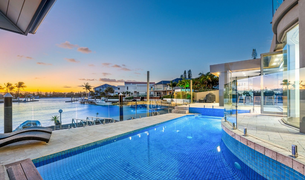 Mansion for sale in the Sovereign Islands, Qld.